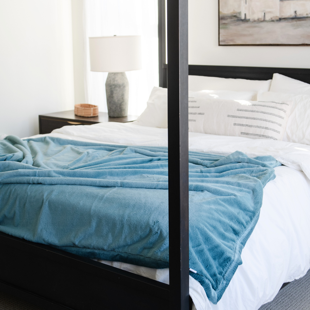 LUSH XL BLANKETS From Saranoni