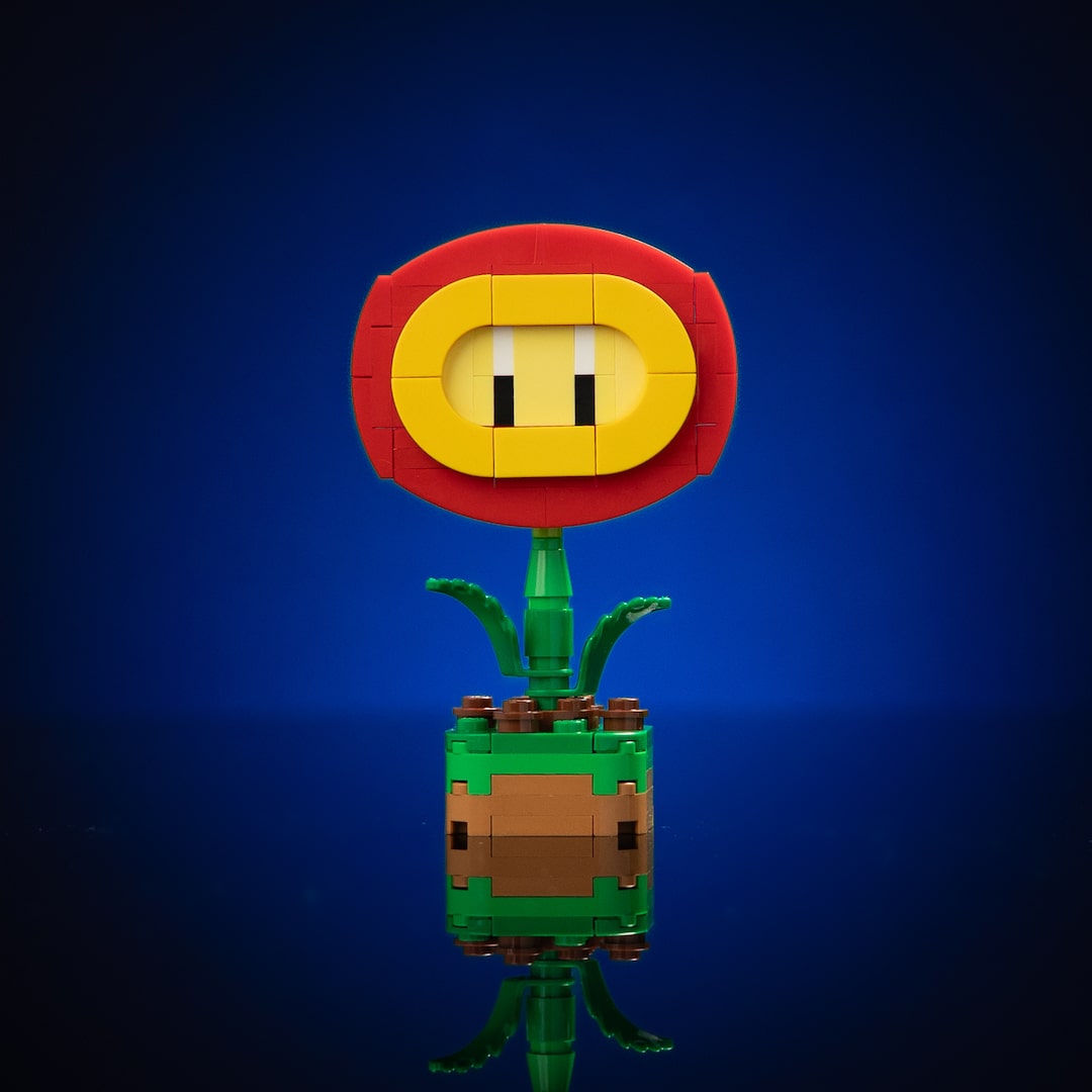 Mini Fire Flower from Bricker Builds