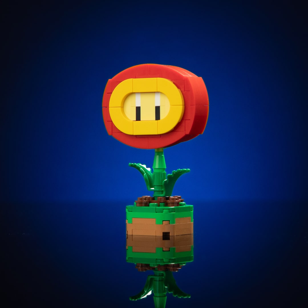 Mini Fire Flower from Bricker Builds