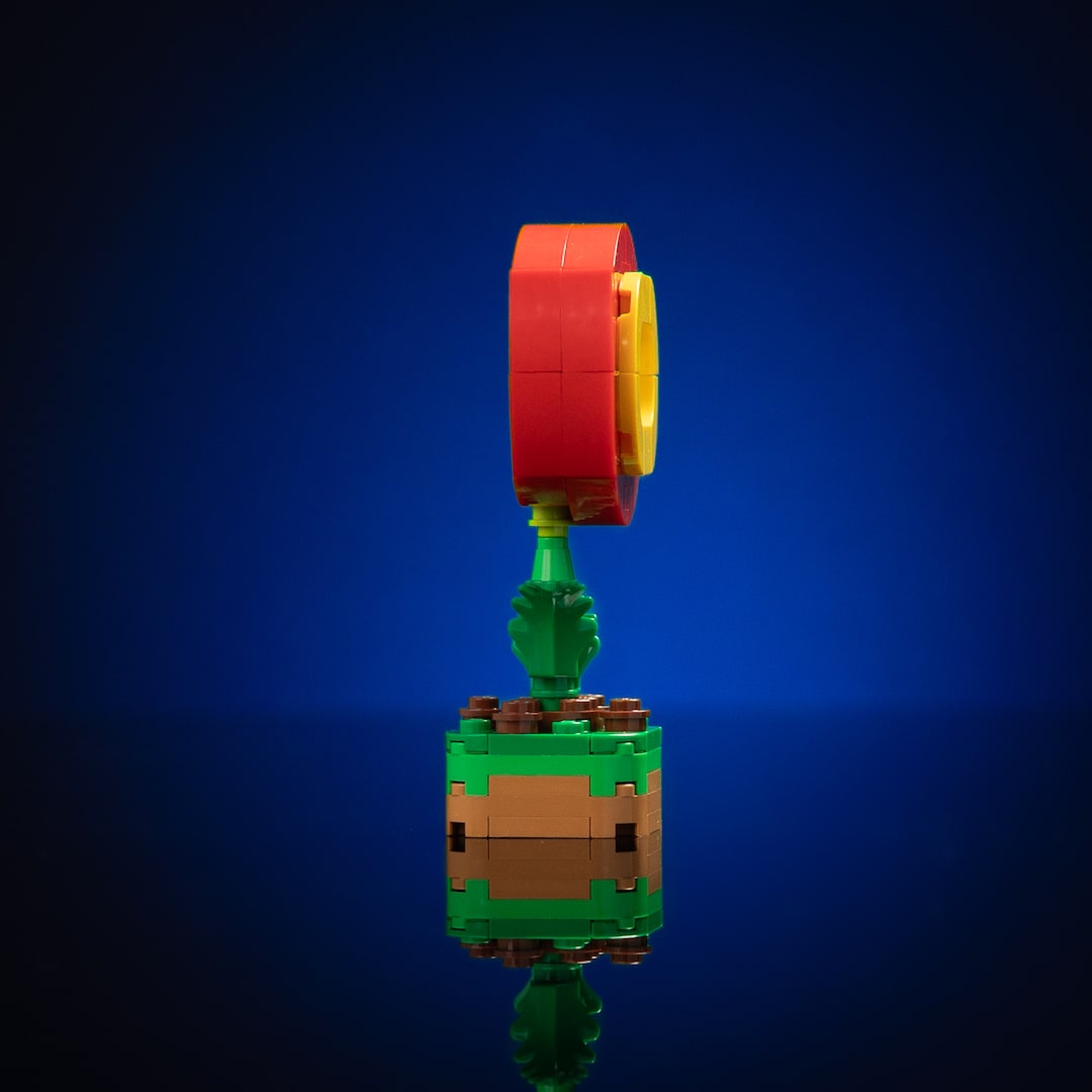 Mini Fire Flower from Bricker Builds