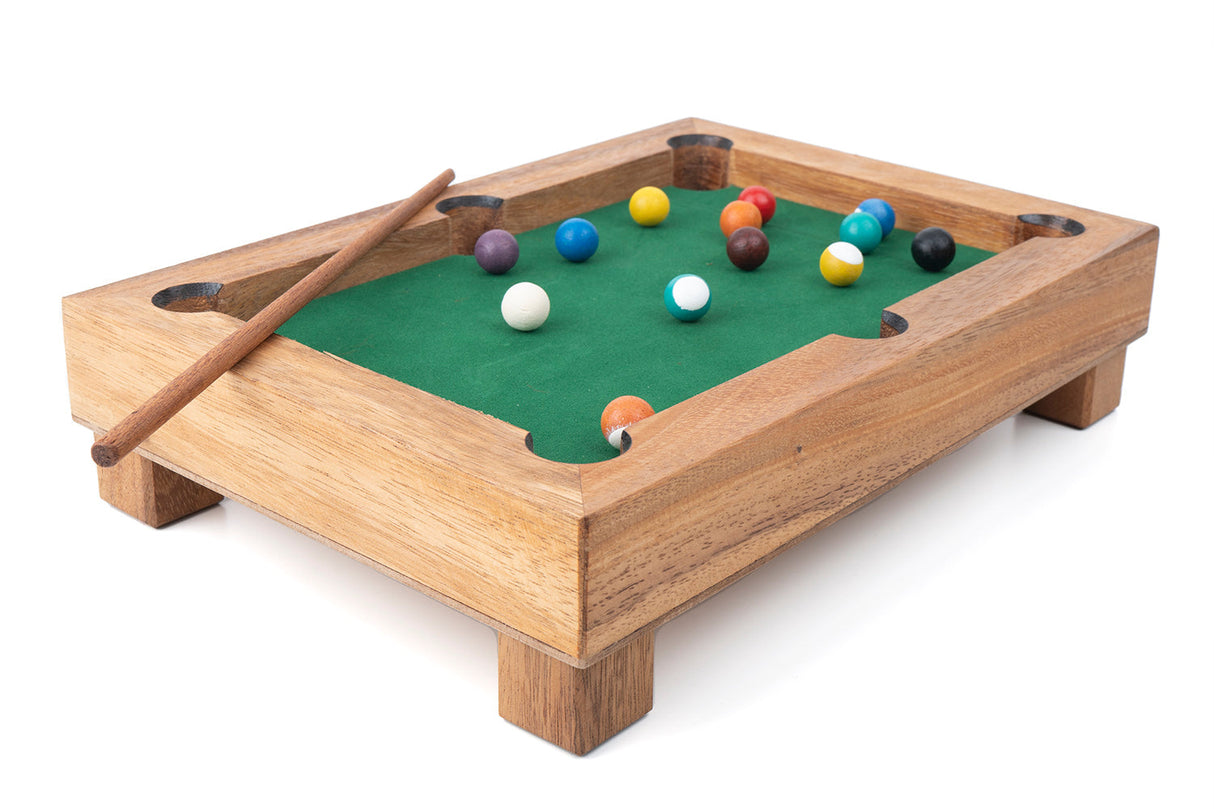 Mini Pool Table Game from Kubiya Games