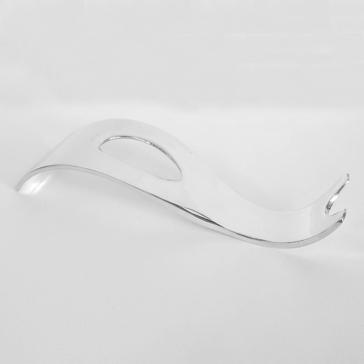 Minimalist Bottle Holder from Choixe