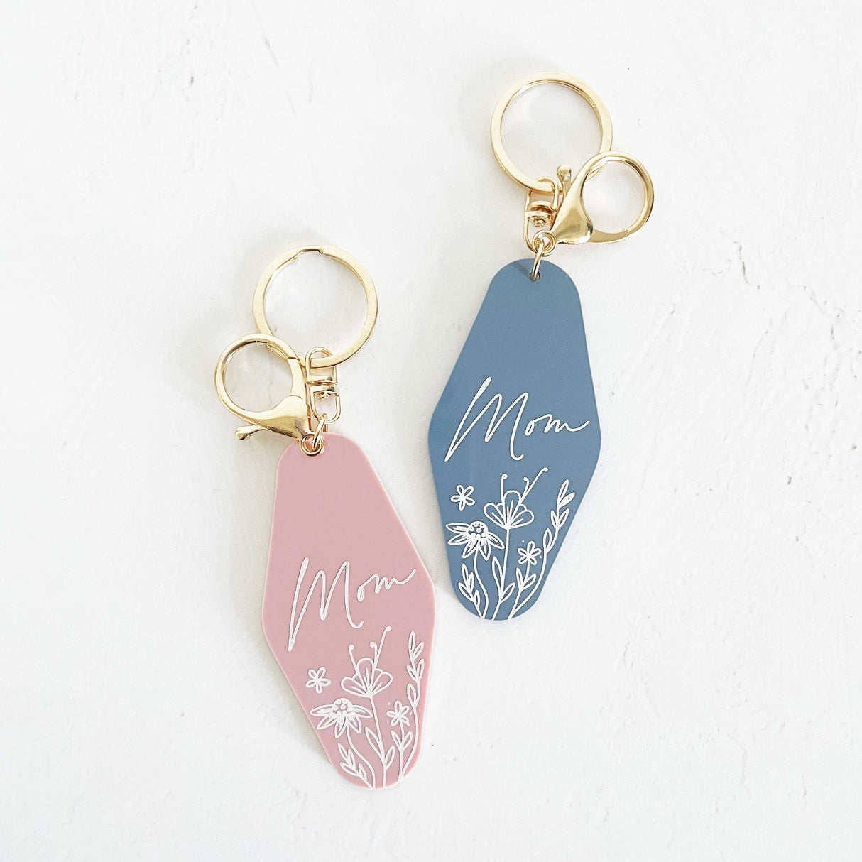 Mom Retro Motel Keychain from The Cotton & Canvas Co.