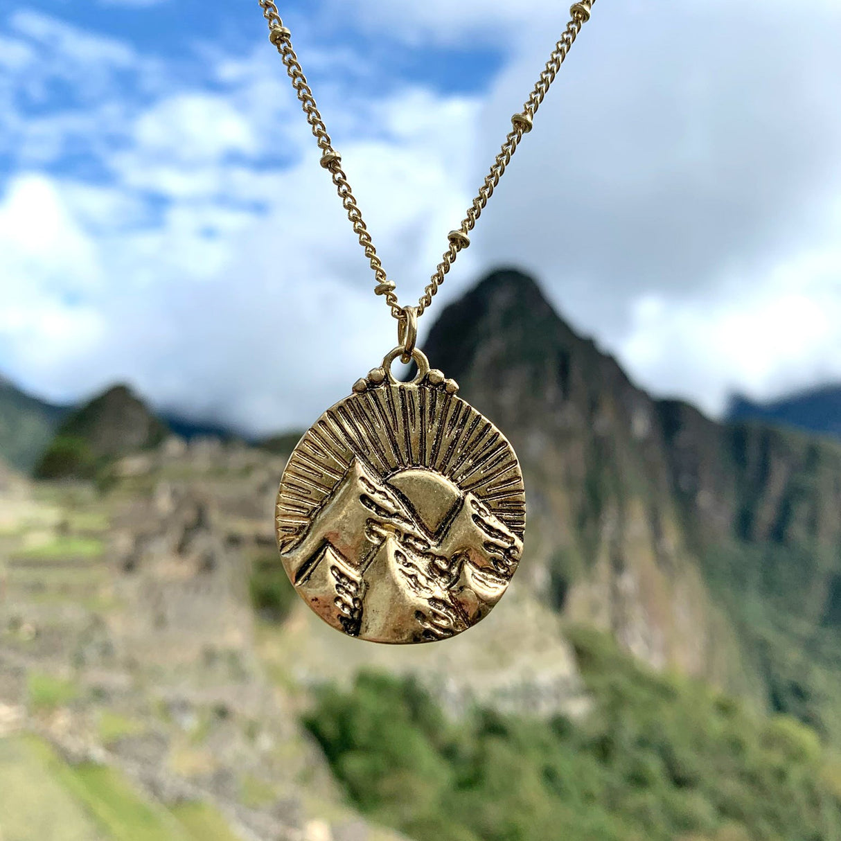 Mountains of the Sun | Gold from Hiouchi Jewels