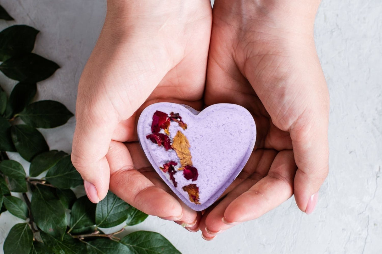 Set of 5 Heart Shaped Shower Steamers Package  - in a Gift Box - Can be personalized from Lizush