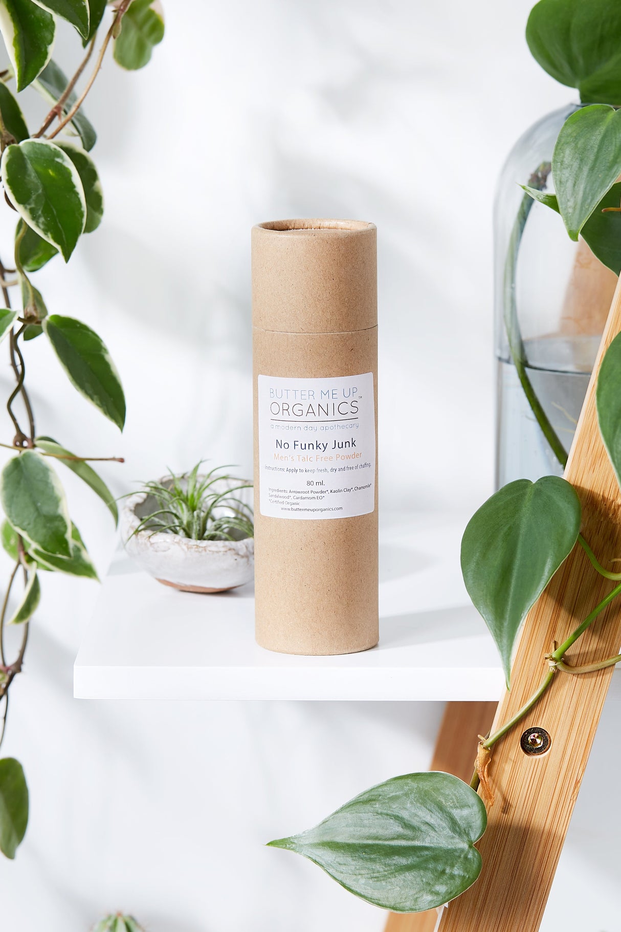 No Funky Junk / Men's Talc Free Powder from Butter Me Up Organics