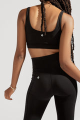 Crisscross Hourglass® Leggings with Pockets - Black from POPFLEX