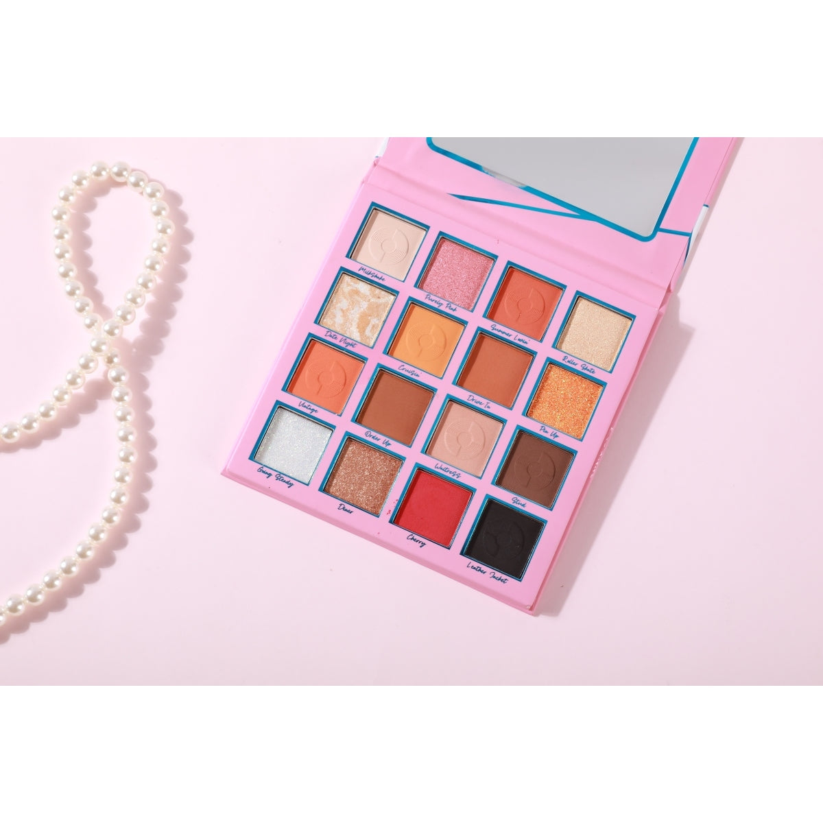 FABULOUS 50'S EYESHADOW PALETTE From Prolux Cosmetics