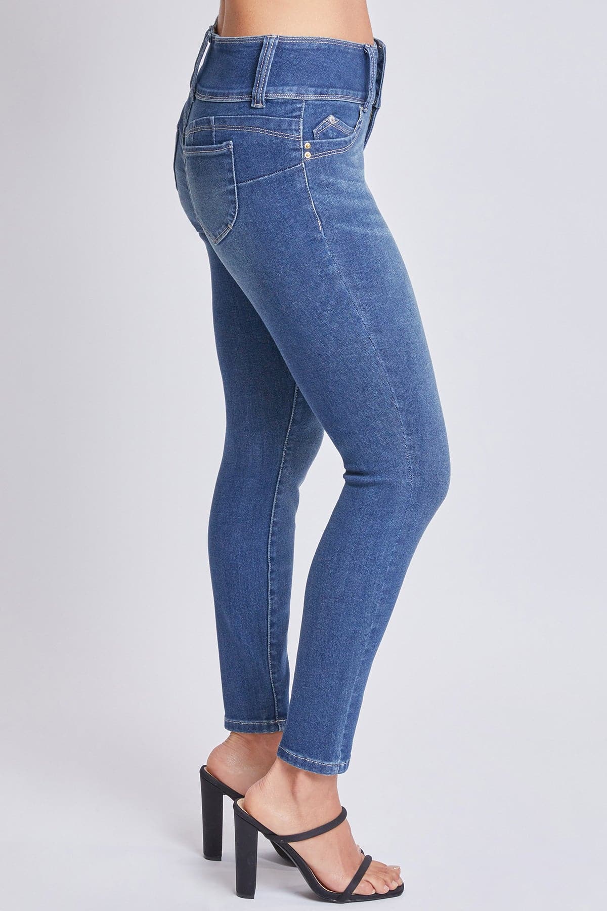 Women’s Sustainable WannaBettaButt Skinny Jeans Jacket From YMI JEANS