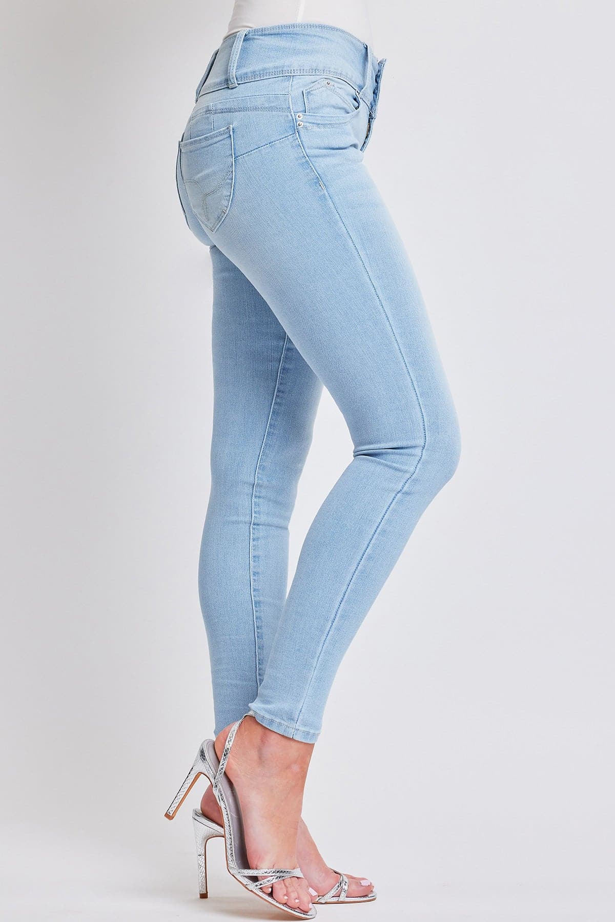 Women's Sustainable WannaBettaButt 3 Button Skinny Jeans From YMI JEANS