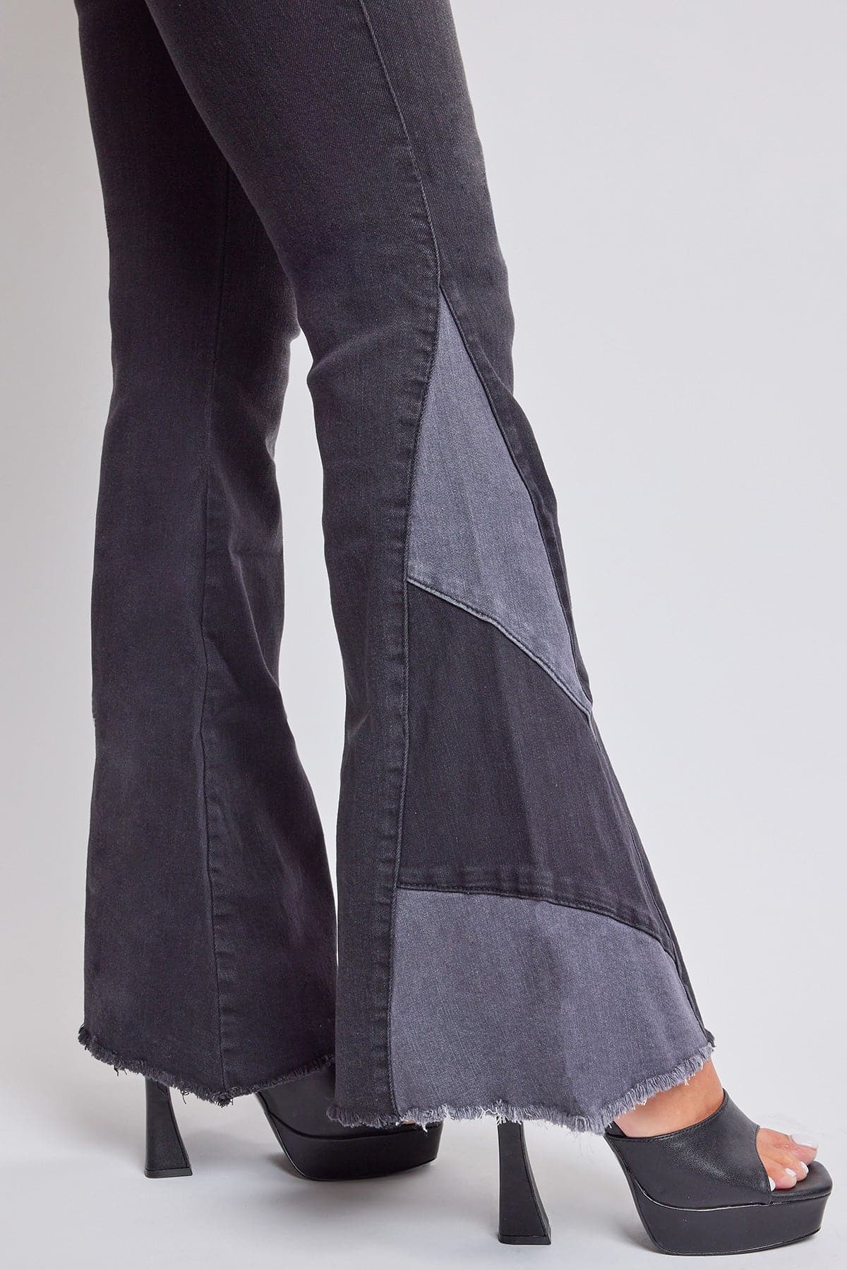Women's Sustainable Block Panel Flare Jeans