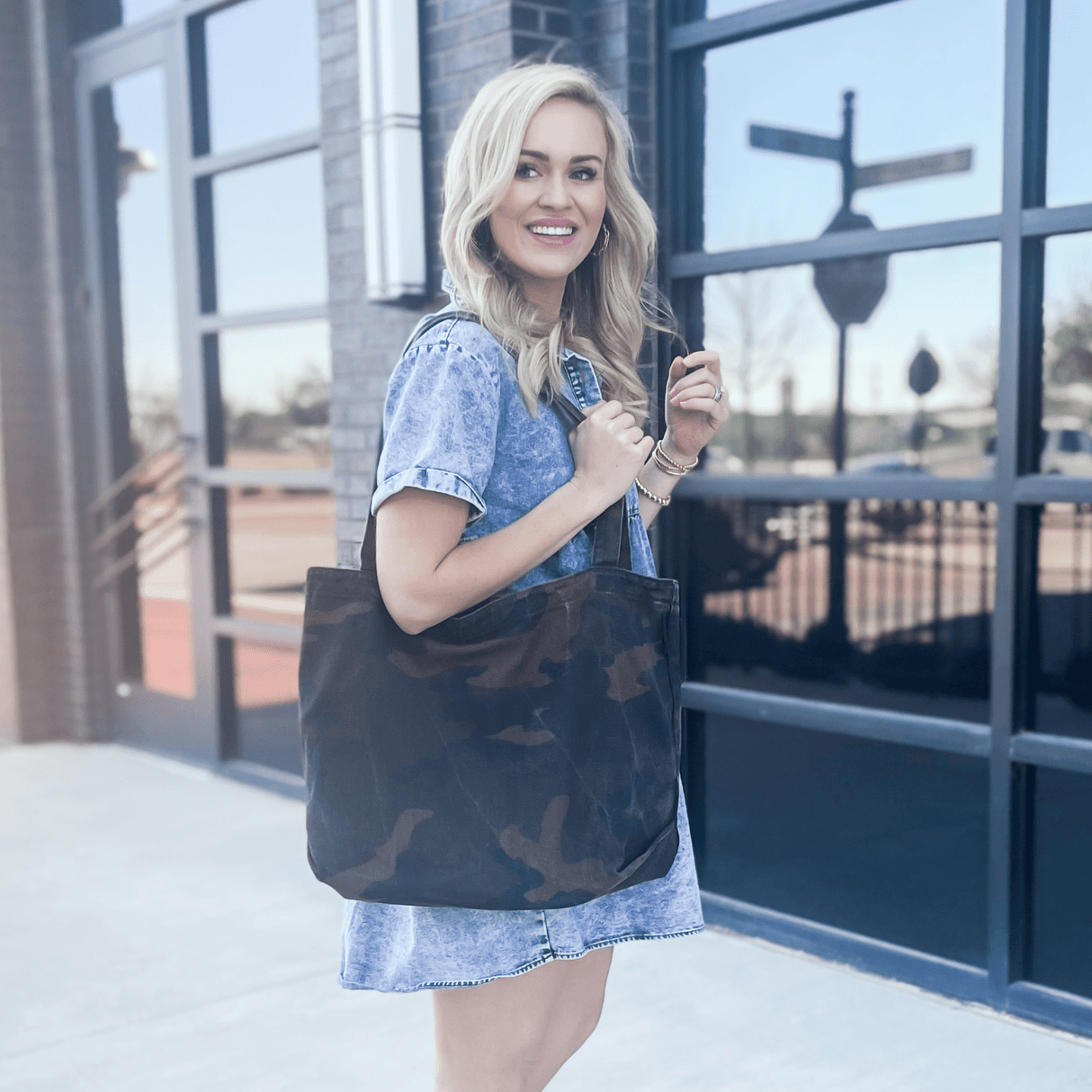 Kristy Canvas Tote From Threaded Pear