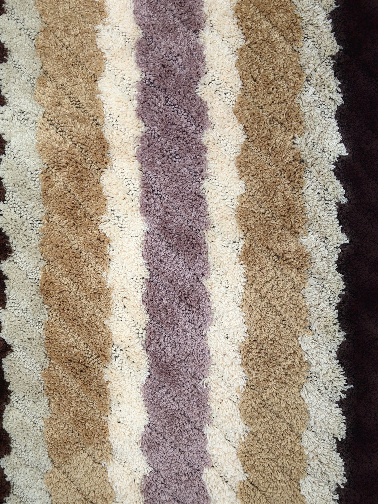 Tache 20x32 Inch Striped Brown and Beige Bathroom Rugs (TARBS2032) from Tache Home Fashion