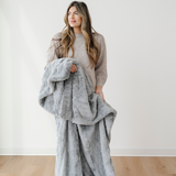 PATTERNED FAUX FUR XL THROW BLANKETS From Saranoni
