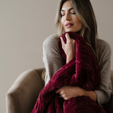PATTERNED FAUX FUR THROW BLANKETS From Saranoni