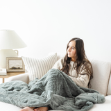 PATTERNED FAUX FUR XL THROW BLANKETS From Saranoni