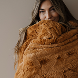 PATTERNED FAUX FUR XL THROW BLANKETS From Saranoni