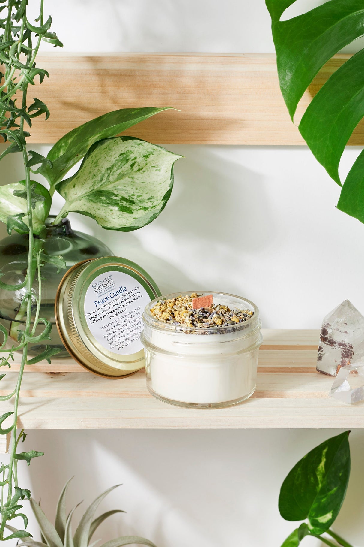 Peace Candle / Serenity Candle / Intention Candle / Ritual Candle / Crystal Candle / Pretty Candle / Organic Soy Wax Candle / Botanicals from Butter Me Up Organics