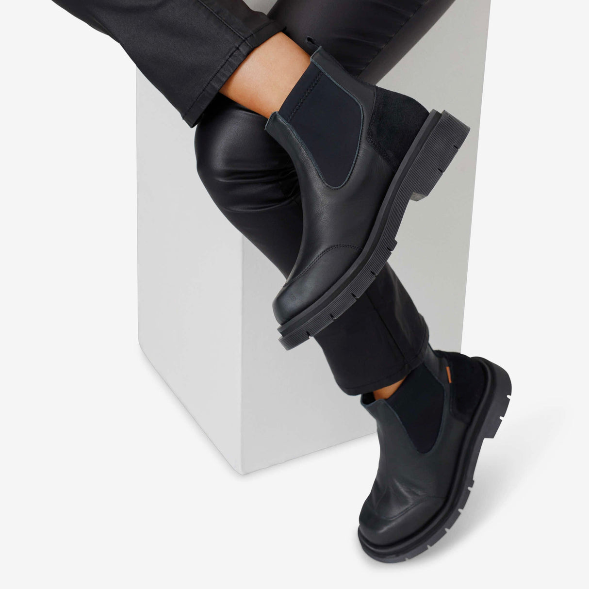 Peq Chelsea Boots From Rotunda