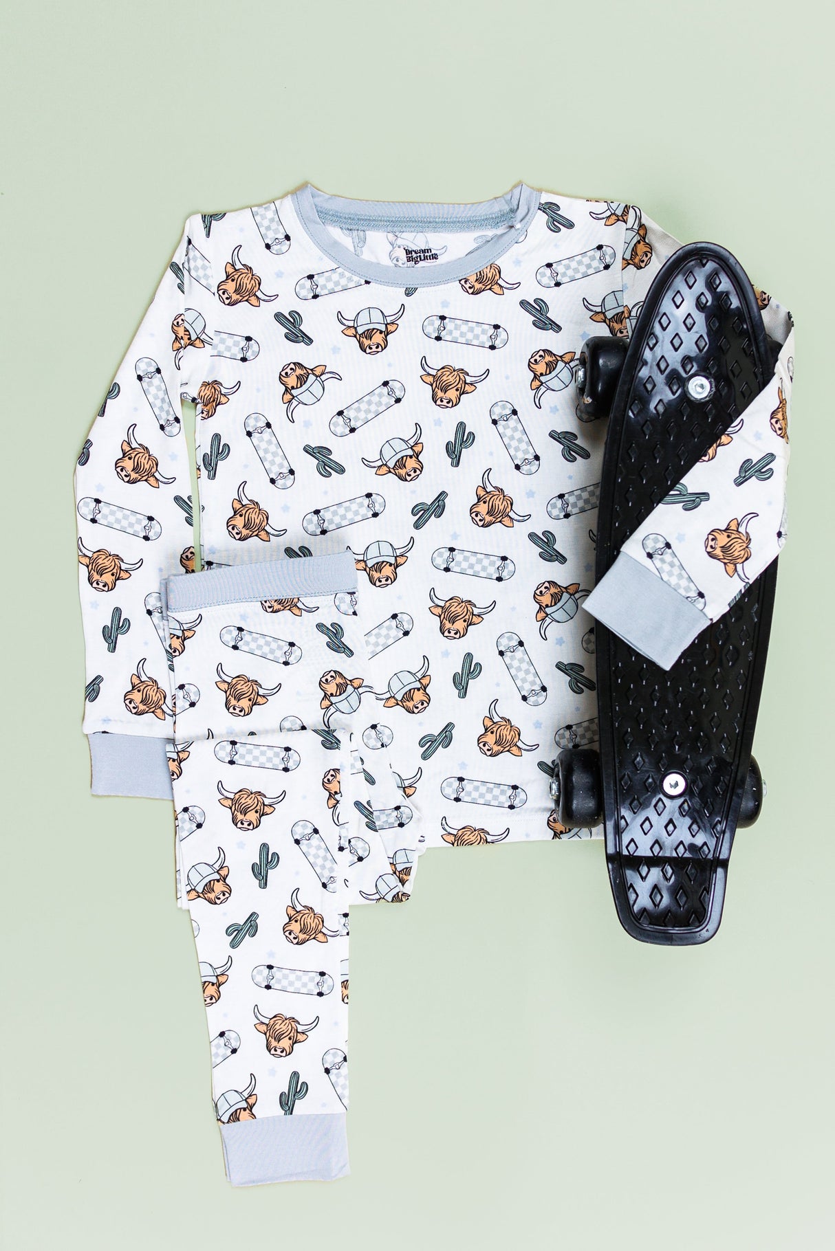 EXCLUSIVE MOO-VING FAST DREAM SET from DREAM BIG LITTLE CO