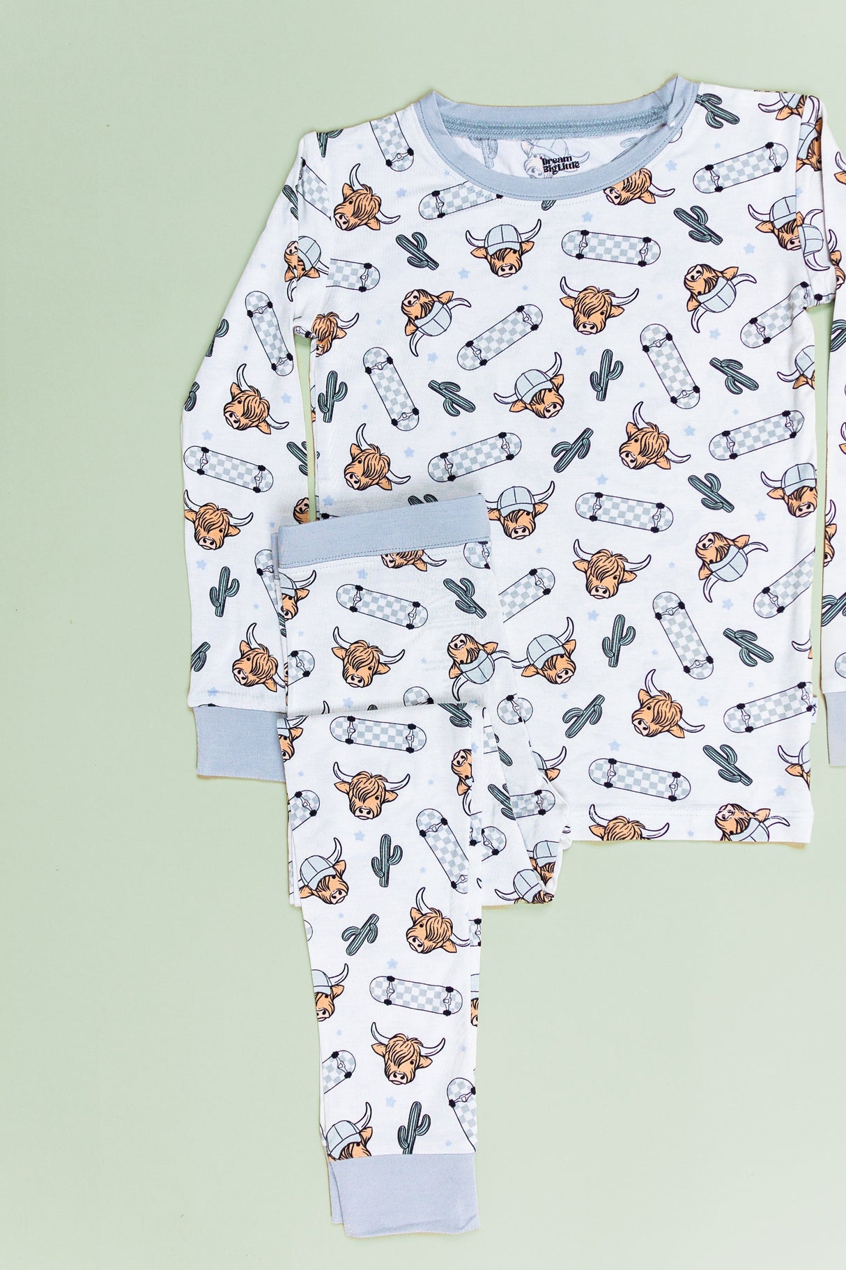 EXCLUSIVE MOO-VING FAST DREAM SET from DREAM BIG LITTLE CO