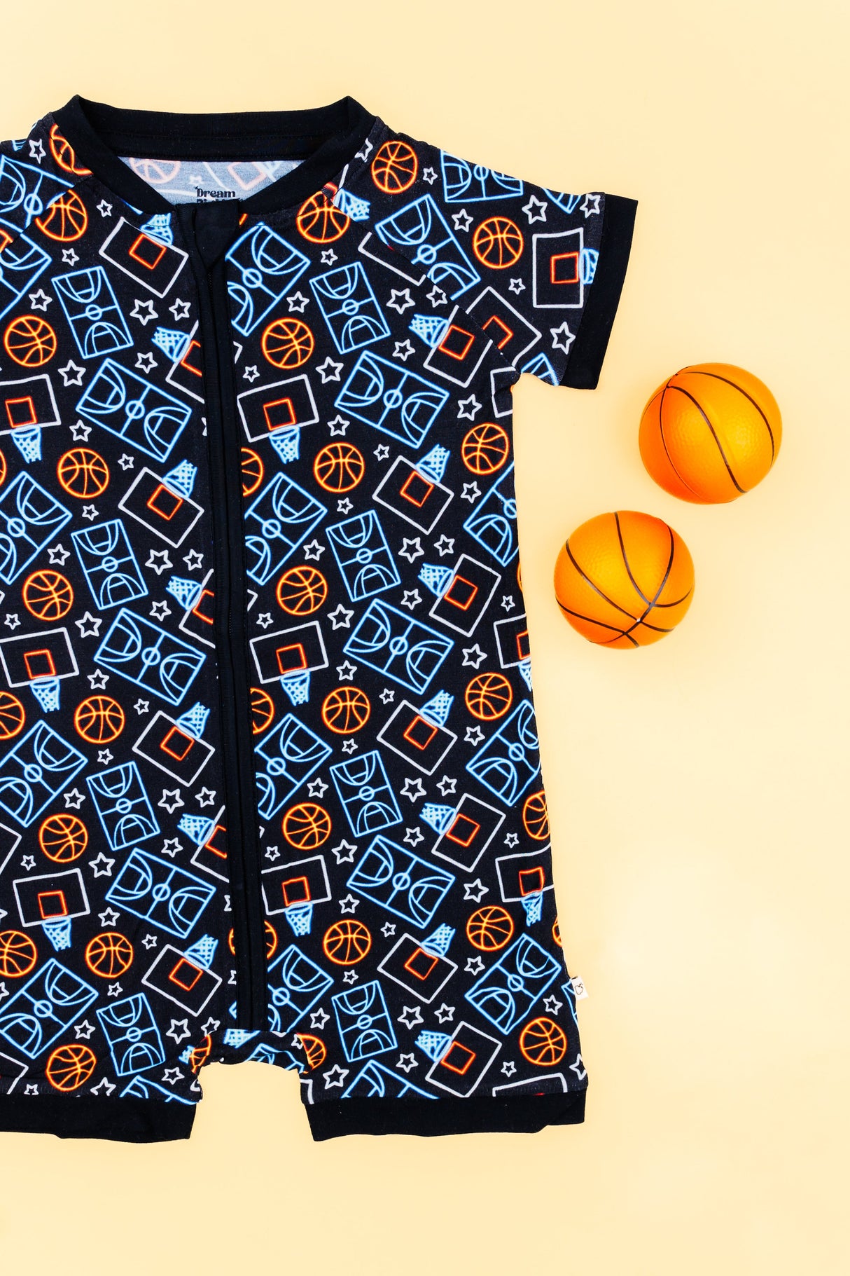 DUNKIN' VIBES DREAM SHORTIE from DREAM BIG LITTLE CO