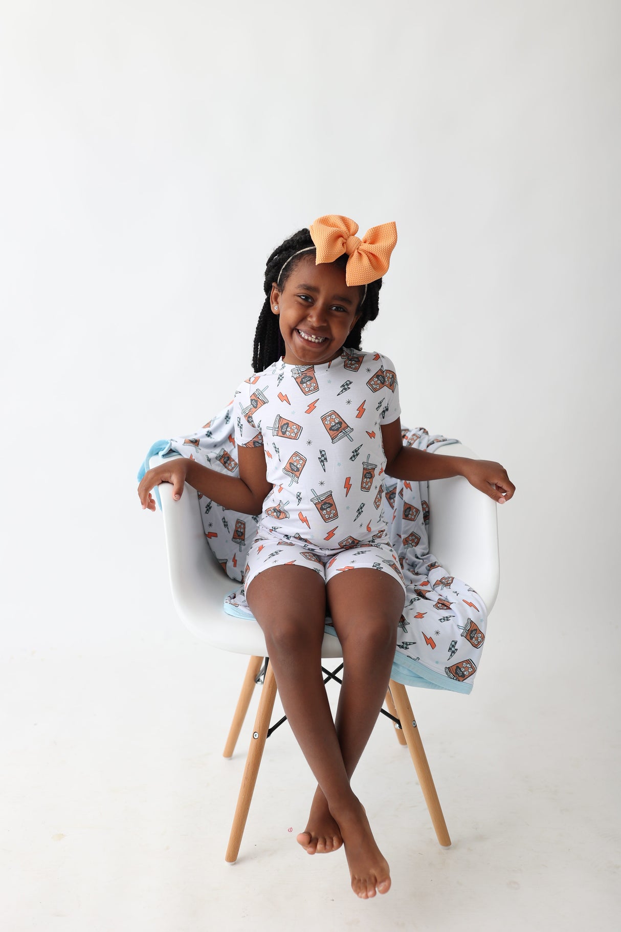 EXCLUSIVE DOUBLE SHOT OF DREAMS DREAM SHORT SET from DREAM BIG LITTLE CO