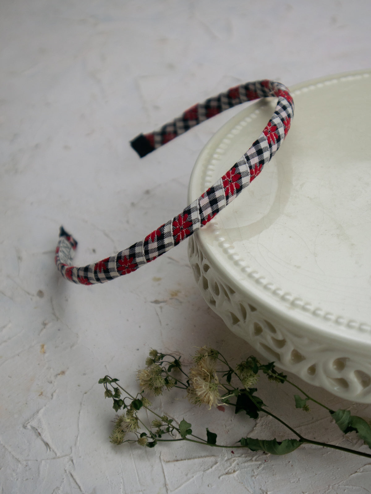 Prep's Cool Skinny Headband from Ash & Rose