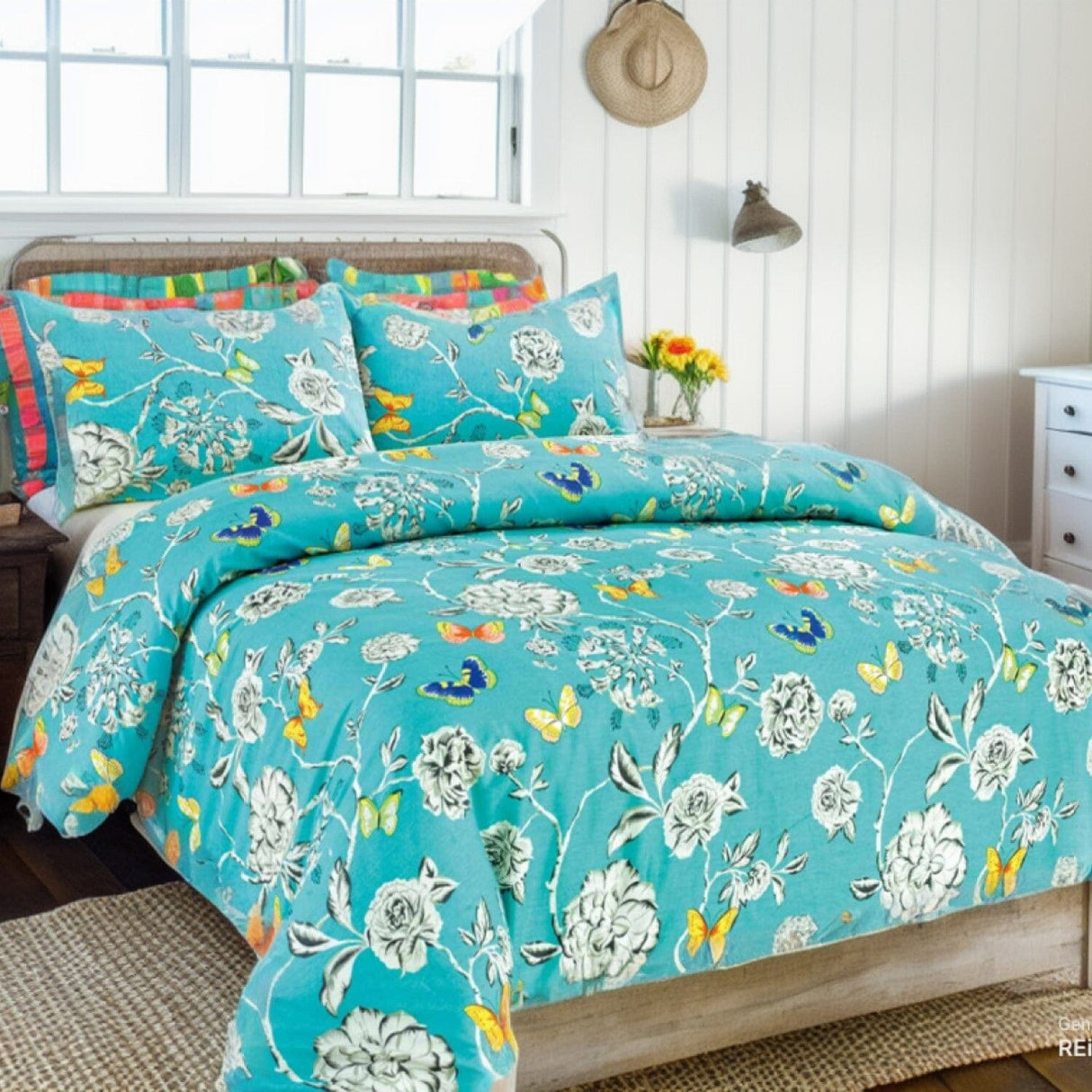 Tache Butterfly Wonderland Cotton Aqua Floral Duvet Cover (2142) from Tache Home Fashion