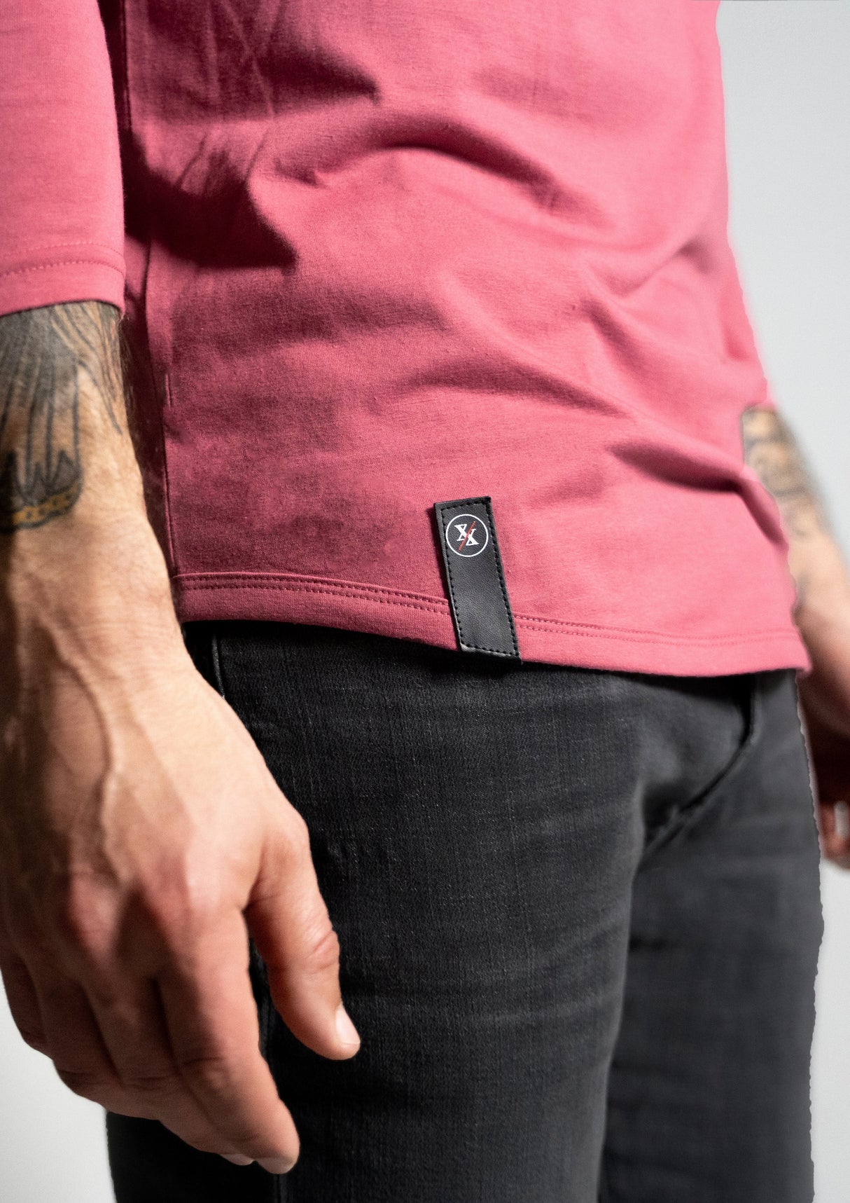 L/S Curved Hem from Ten/10 Apparel