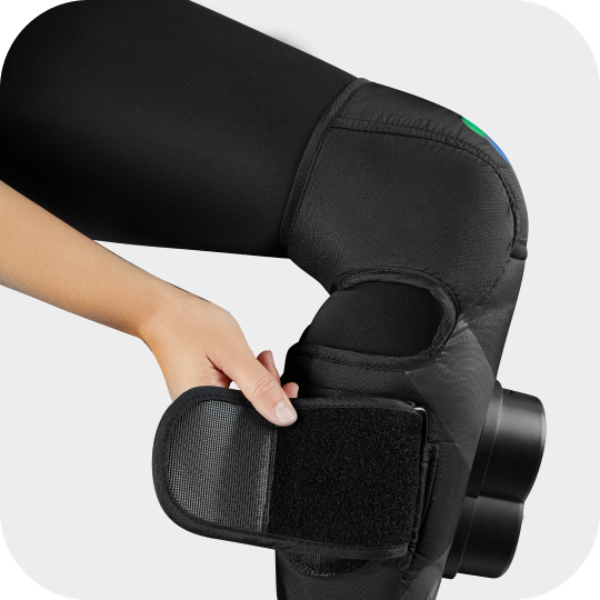 XPRESS Knee Compression and Heat from REATHLETE