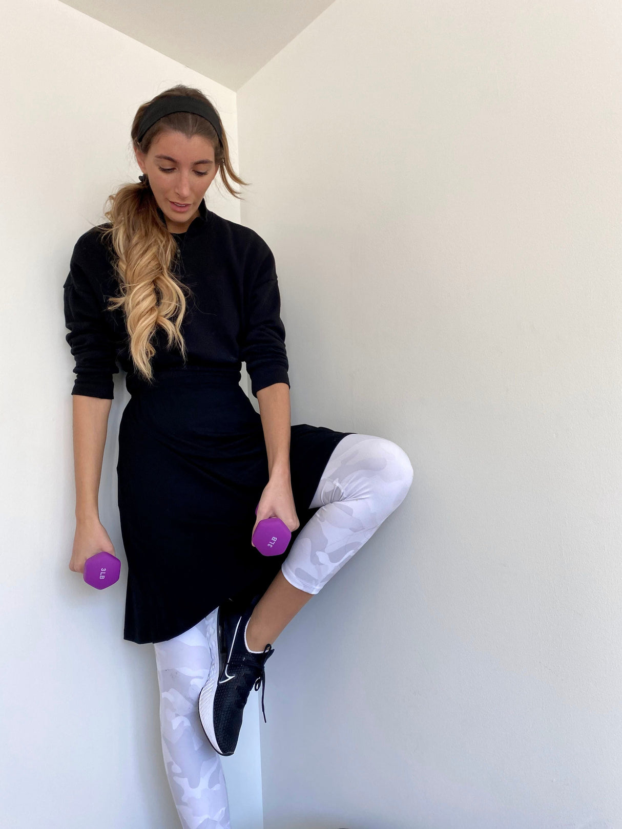 MM SWAY SKIRT - BLACK. from Mia Mod