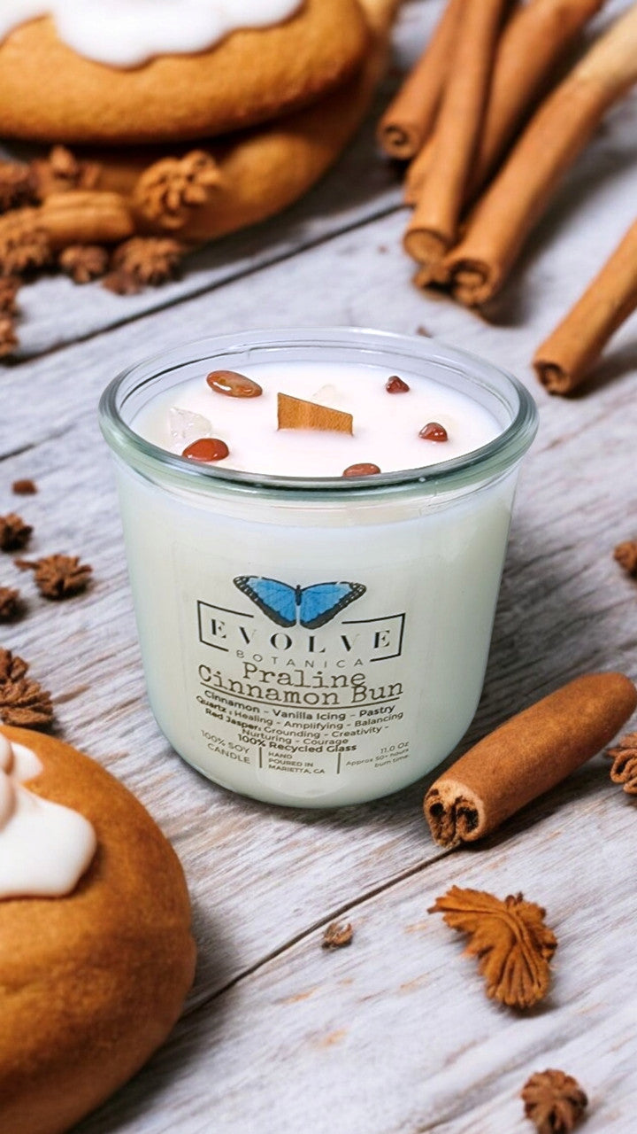 Rocks Candle - Praline Cinnamon Bun (Wood Wick Red Jasper & Clear Quartz Gemstone Soy Candle) from Evolve Botanica