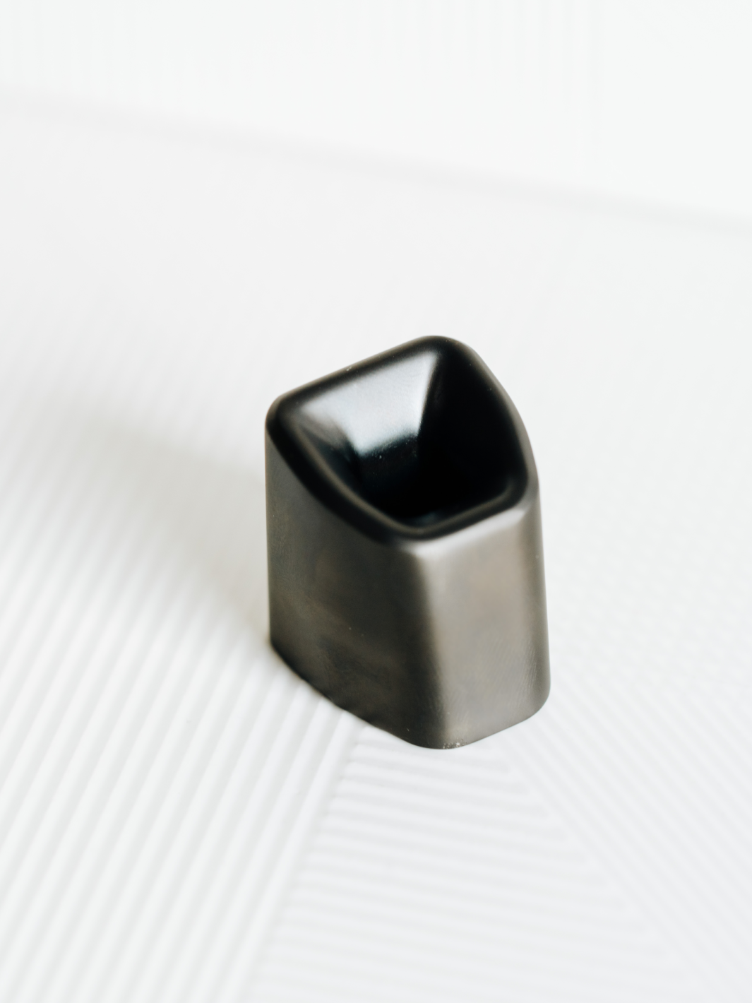 Activating Beard Roller Stand from Supply