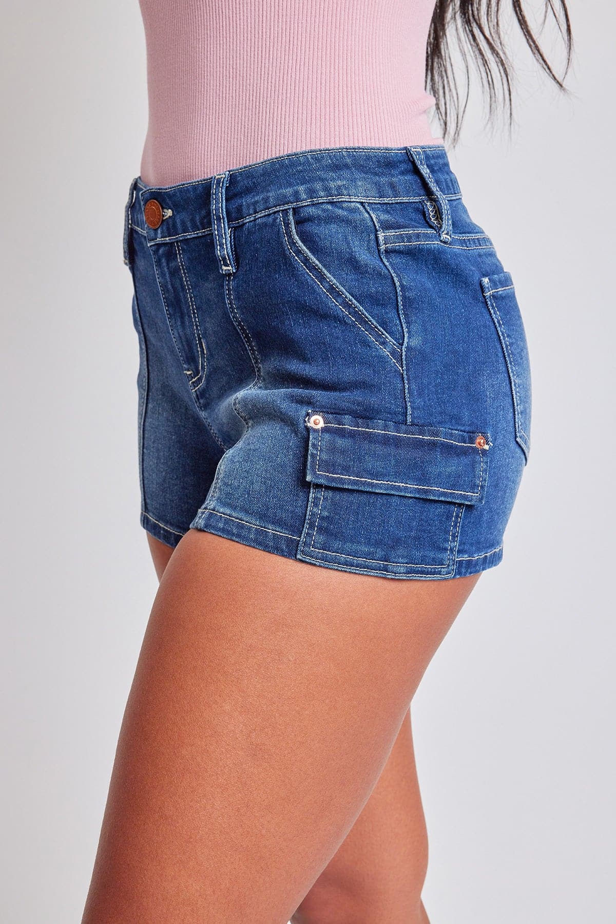 Women´s Mid Rise Cargo Shorts from YMI JEANS