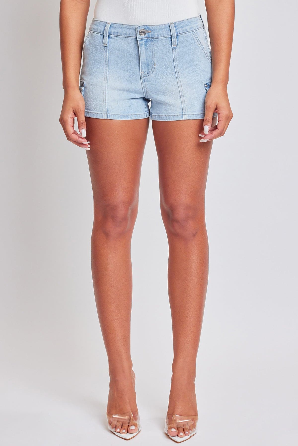 Women´s Mid Rise Cargo Shorts from YMI JEANS