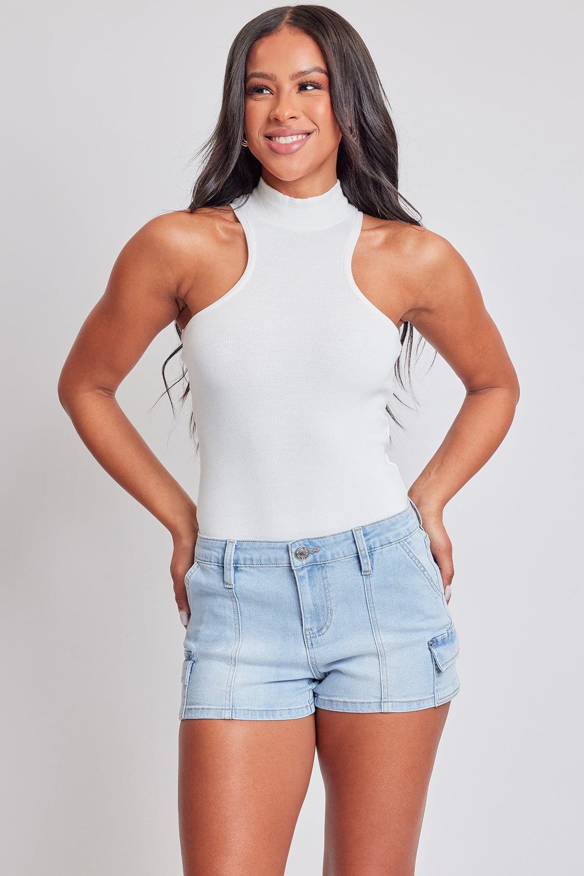 Women´s Mid Rise Cargo Shorts from YMI JEANS