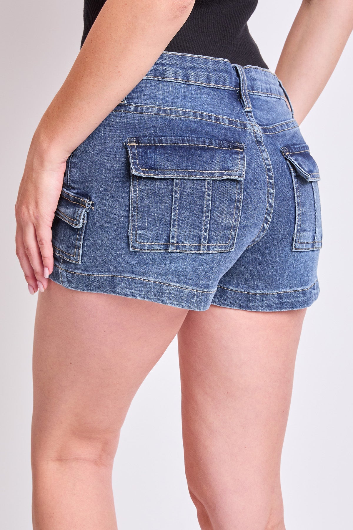Women´s Denim Cargo Shorts with D-Ring Detail from YMI JEANS