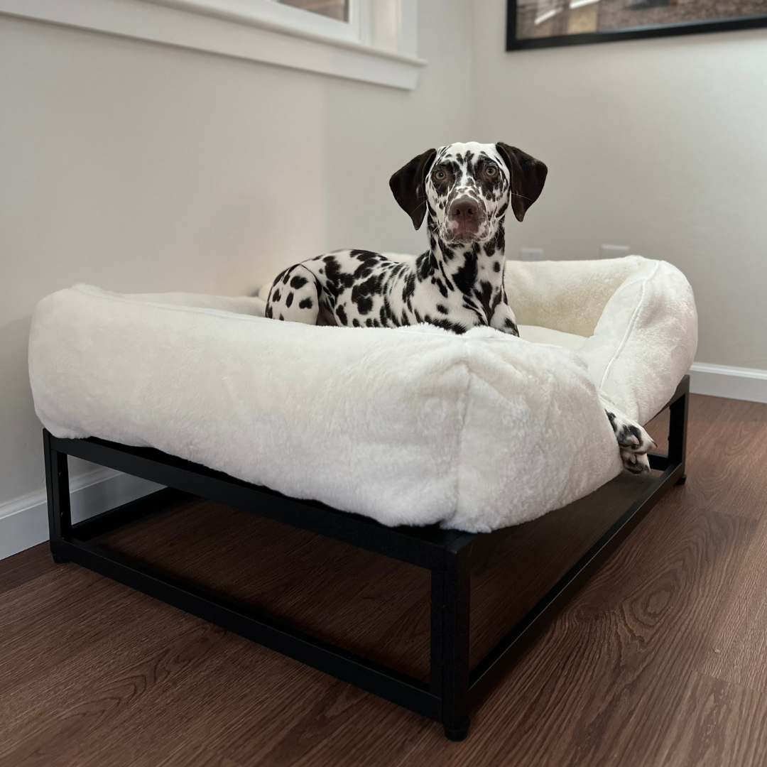 The FÜZI Dog Bed - Faux Fur from FÜZI