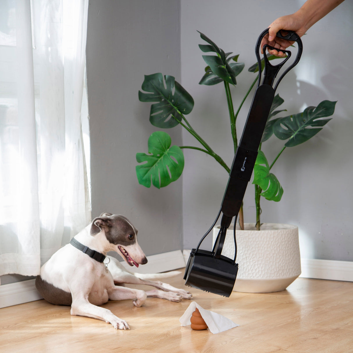 Mr. Peanut's 32" Tall Profile Pooper Scooper from Mr. Peanut's Pet Carriers