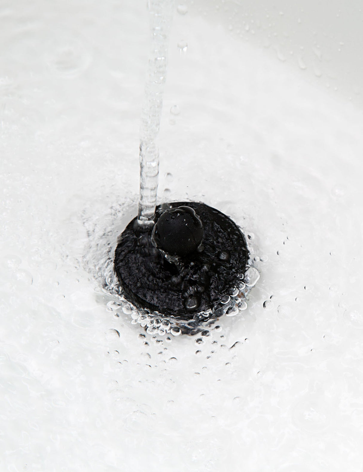 StopShroom (Black) Tub & Sink Universal Stopper Plug for Tub & Bathroom Drains from TubShroom.com