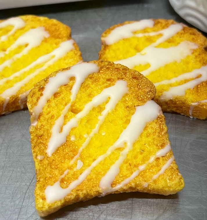 LEMON POUND CAKE slices Wax Melts | Fake Food | 5.25 oz From Eartherella Soap & Candle Co.