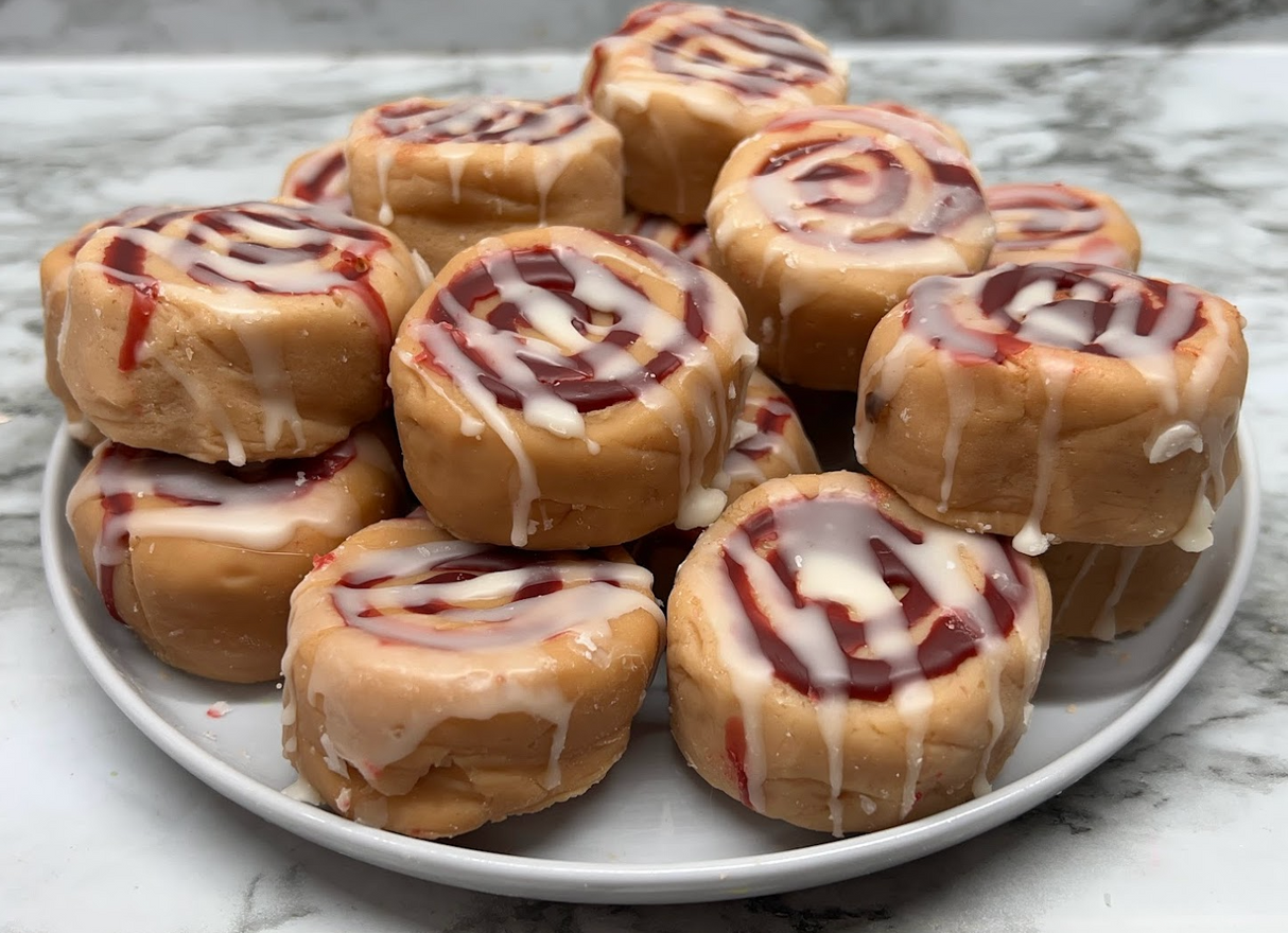 Realistic CINNAMON BUNS Wax Melts | Wax Embeds for Candles | Fake Food | 6 oz From Eartherella Soap & Candle Co.