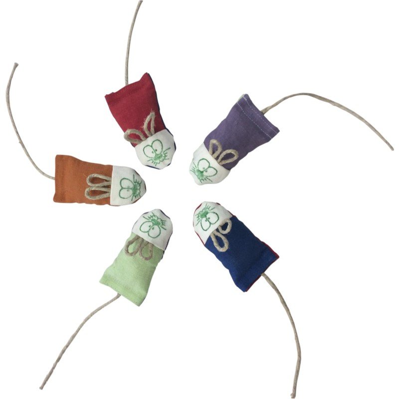 REFILLABLE CATNIP MOUSE TOY from ReNewedPet