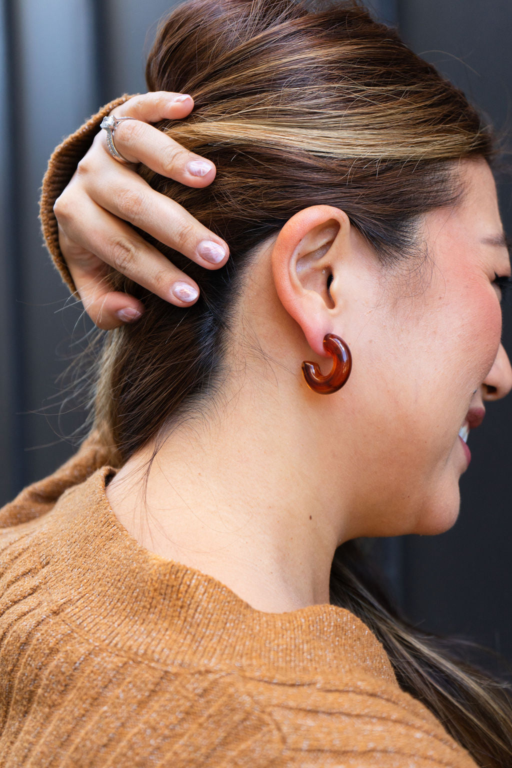 Chloe Hoops - Amber from Spiffy & Splendid