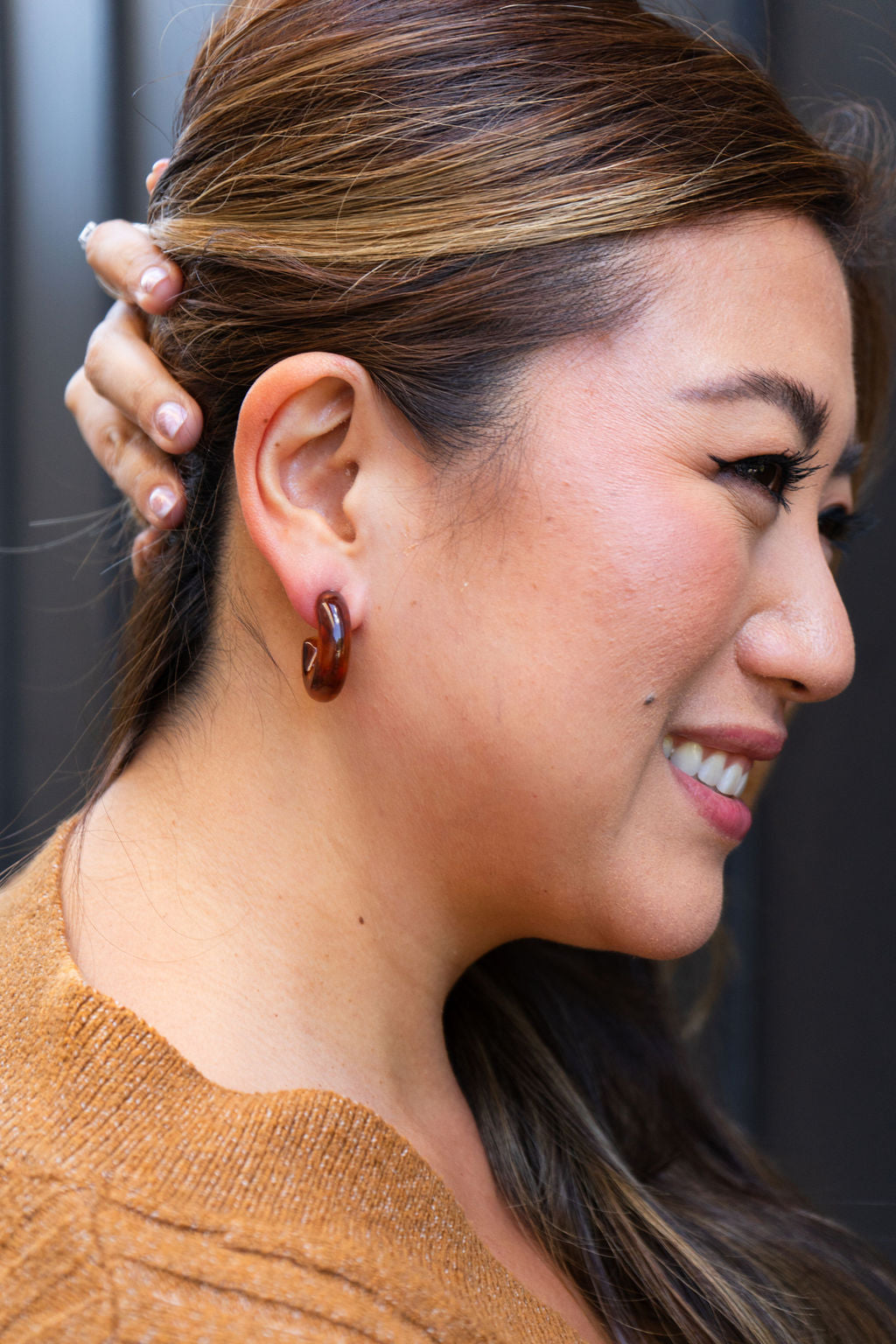 Chloe Hoops - Amber from Spiffy & Splendid