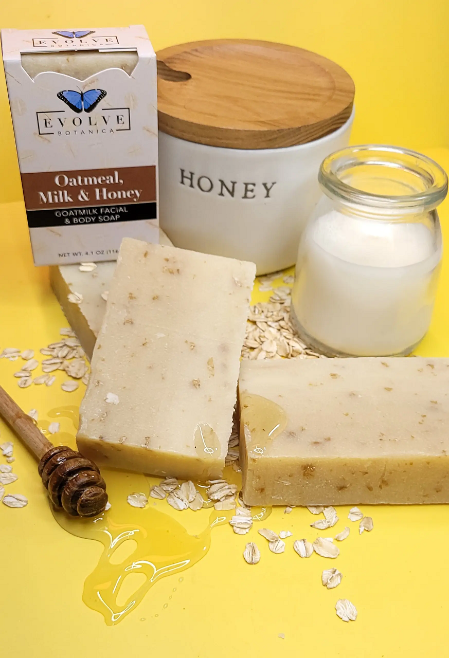 Standard Soap - Oatmeal, Milk & Honey (Goatmilk Facial & Body Soap) from Evolve Botanica