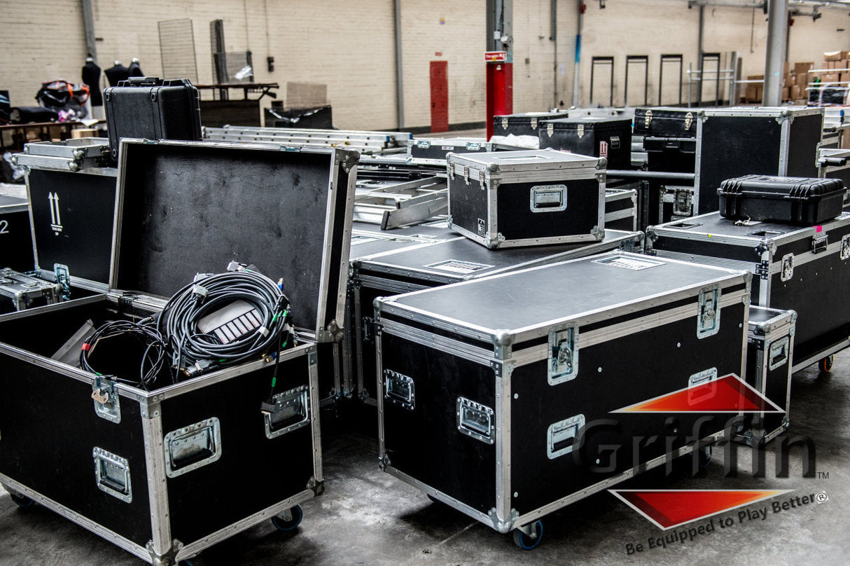 GRIFFIN - Crank Up Triangle Light Truss System - DJ Booth Trussing Stand Kit for Light Cans & Speakers - Pro Audio Lighting Stage Platform Package from GeekStands