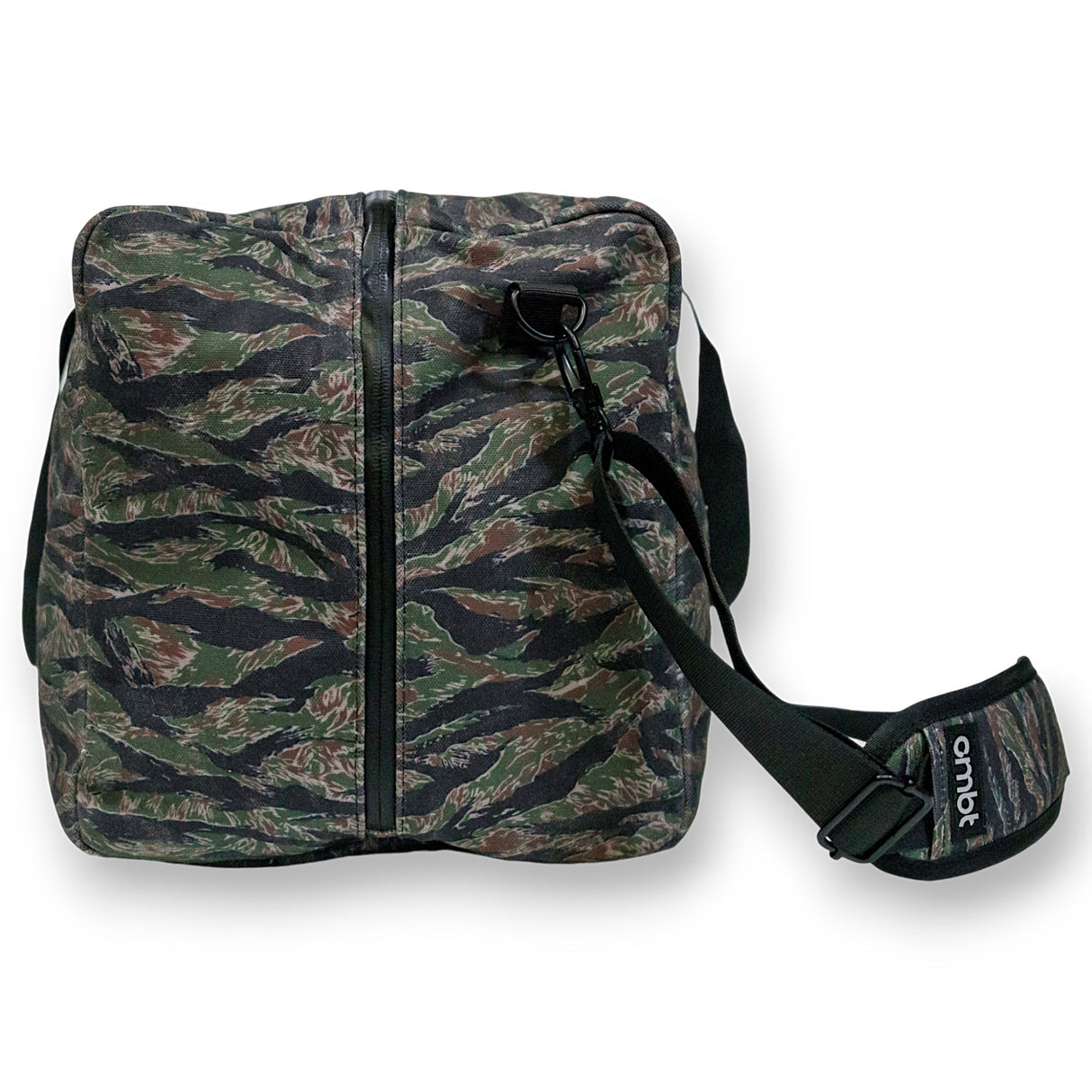 Waterproof XL 57.5L Waxed Duffle Bag from Combat Iron Apparel