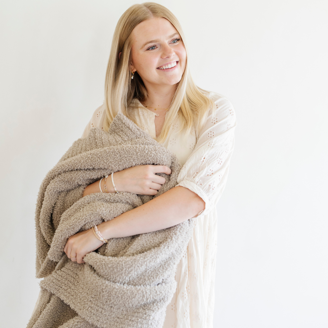 BAMBONI® THROW BLANKETS From Saranoni